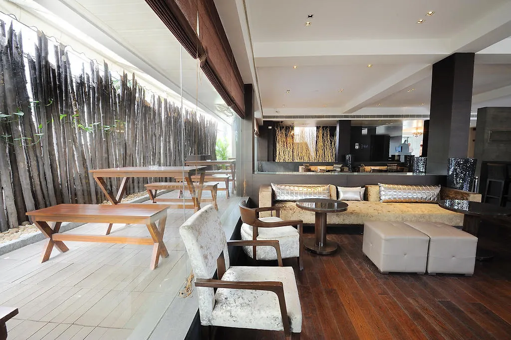The Avenue Regent Hotel Kochi 4*,